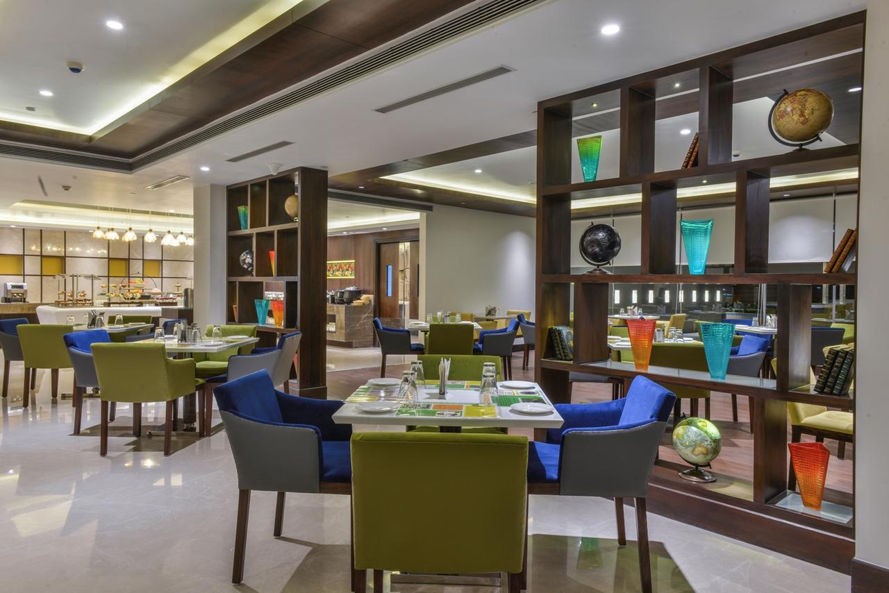 Lemon Tree Hotel Jammu Bagian luar foto