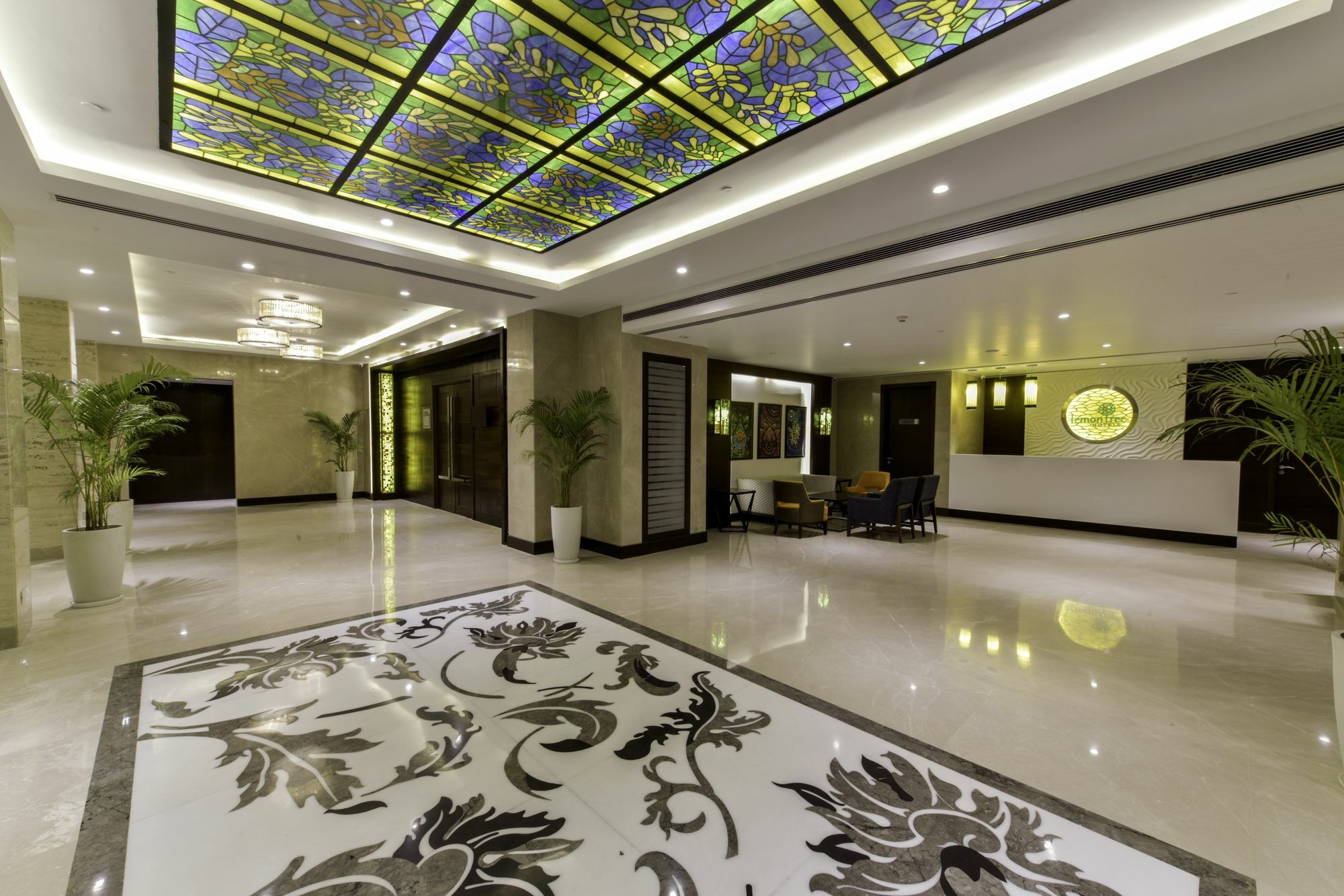 Lemon Tree Hotel Jammu Bagian luar foto